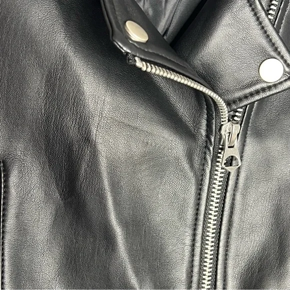Zara Black Faux Leather Biker Jacket with Wide Lapel size Small - Picture 4 of 6